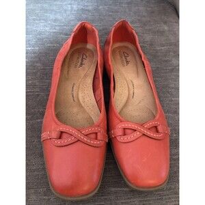Clarks Collection Ultimate Comfort Women’s Size 7 1/2M Coral Red Shoes